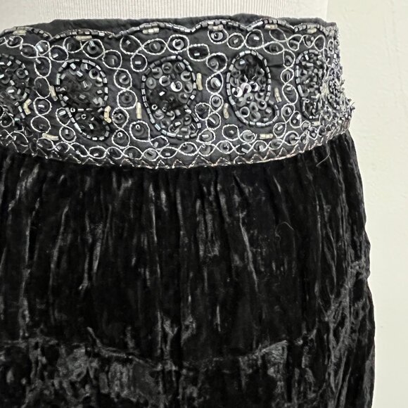 BCBGMaxAzria black skirt crushed velvet beaded NWT M paisley - Picture 6 of 8